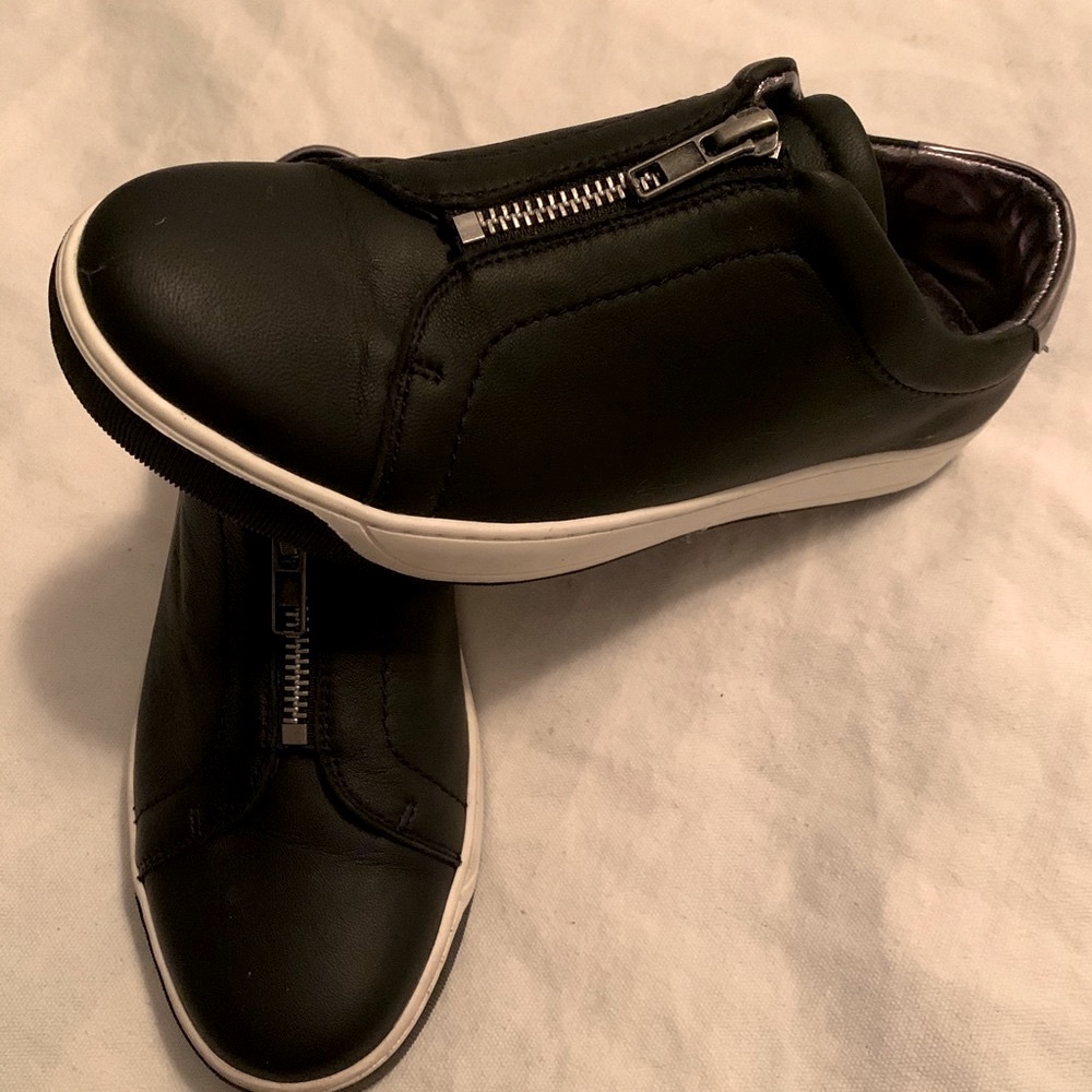 Sale! Johnston Murphy Slip on leather shoes
